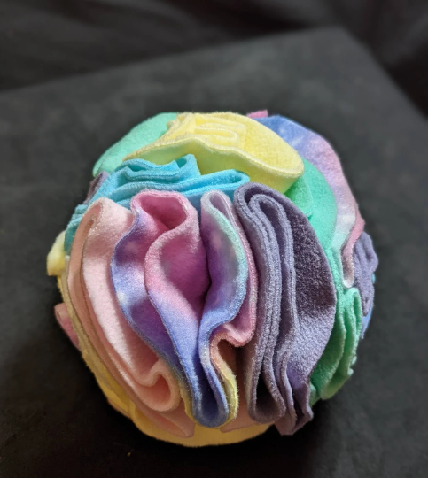 Superb Snuffles - Wholesale Pet Toy - Cat/Dog - Snuffle Ball Mini3