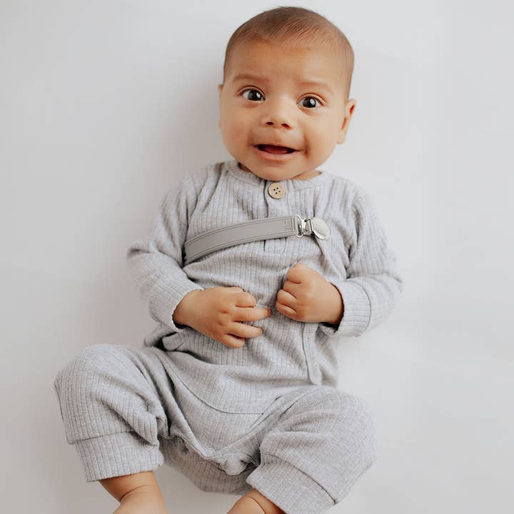 Three Little Tots - Wholesale Rompertje - Baby - Baby ribgebreide romper met zakken62
