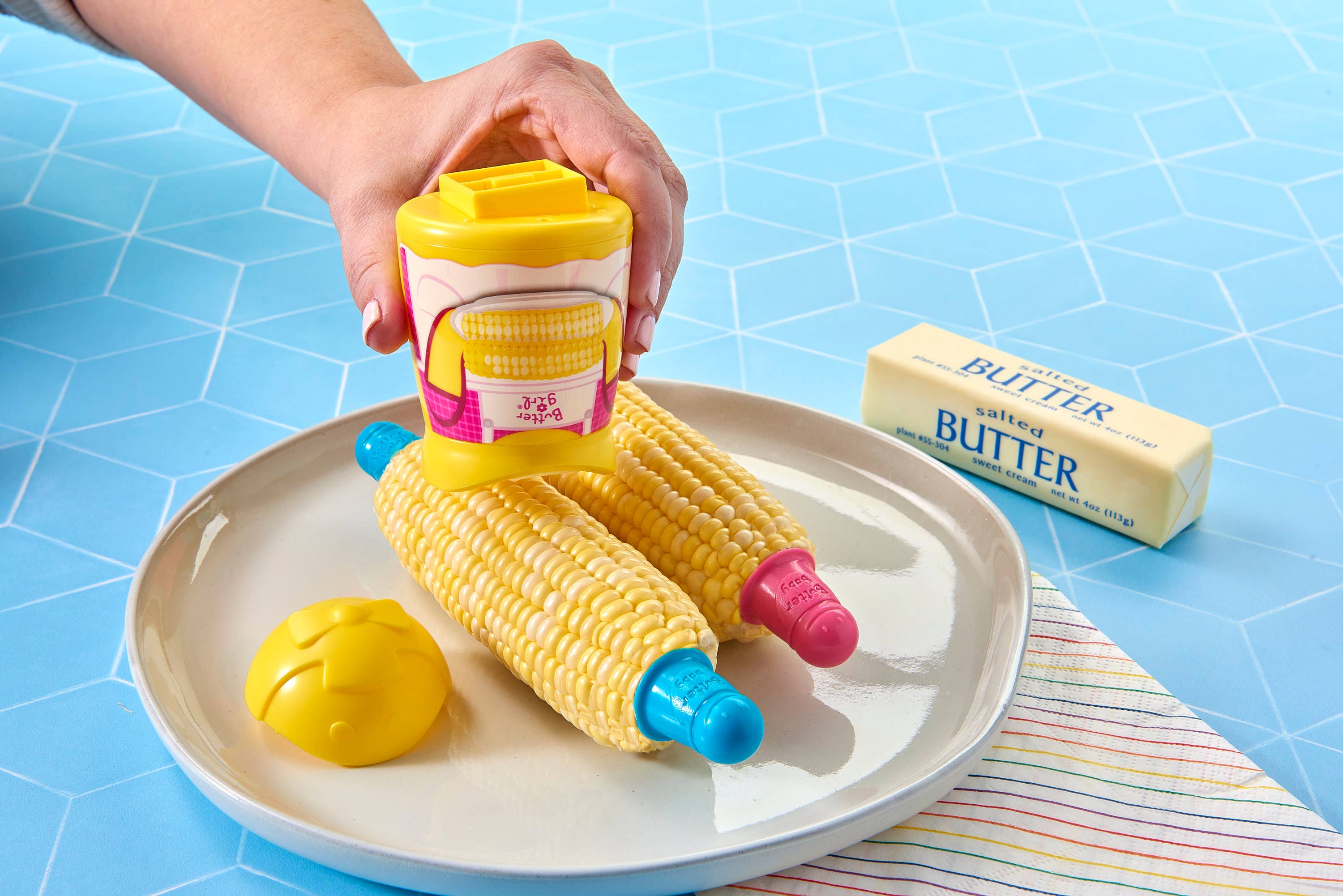 TALISMAN DESIGNS – Großhandel Maiskolbenhalter/-werkzeuge – Butter Girl® Maisbutterer2