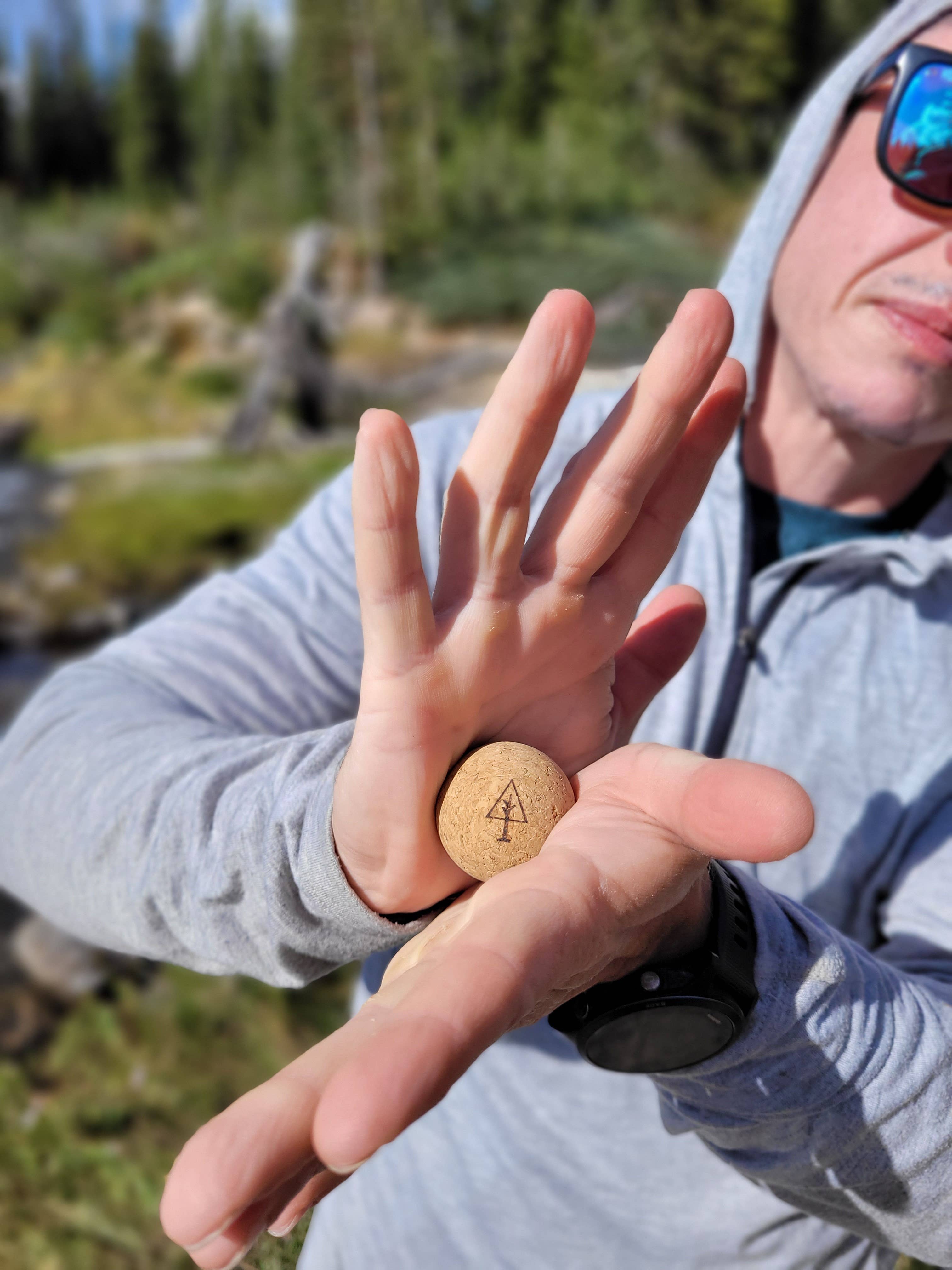 Rawlogy – wholesale Body massager – Rawlogy Deep Precision 1.4 Inch Cork Massage Balls4