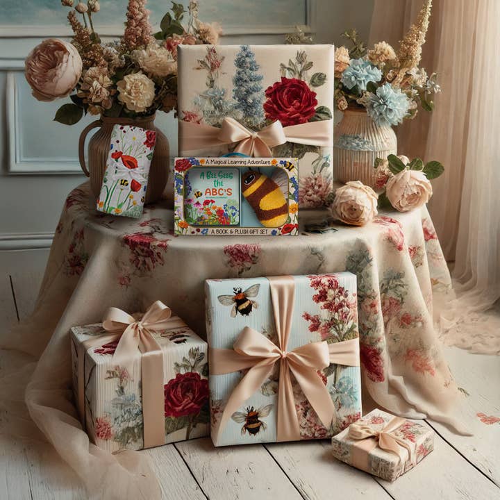 Rebecca Jimenez – wholesale Fyllda/plyschleksaker - Barn och baby – En bi ser baby presentlåda1