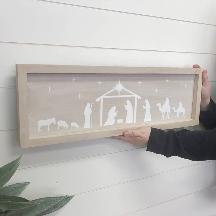 Hangout Home – Großhandel Weihnachtliche Wandkunst – Beiges langes Weihnachtsschild aus Holz mit Krippen-Silhouette