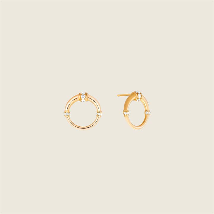 clous d'oreilles oud pour la vente par Crescent Schmuck