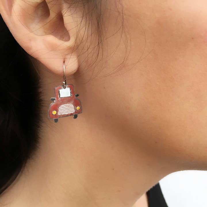 PGJewelryArt – Engroshandel Hængeøreringe og creoløreringe – Retro røde bil øreringe3