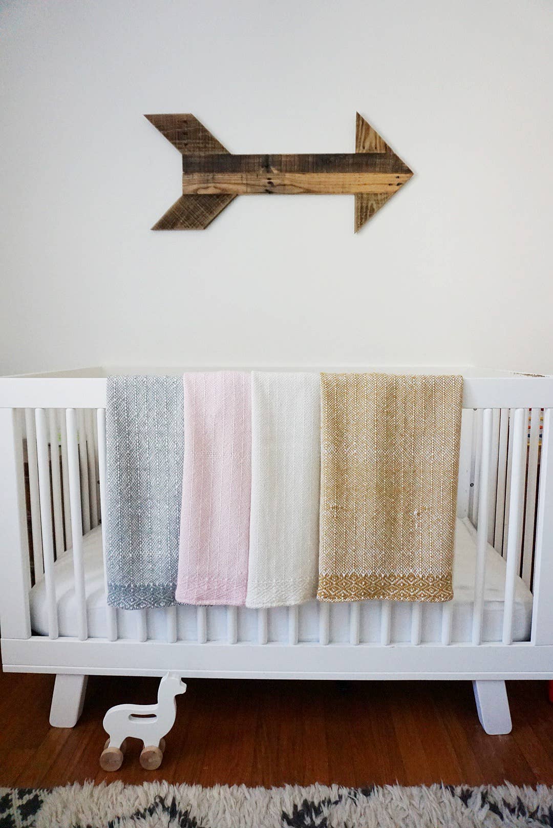 Daughter Handwovens - Wholesale Bedding Blanket - Kids & Baby - Woven Cotton Baby Blankets3