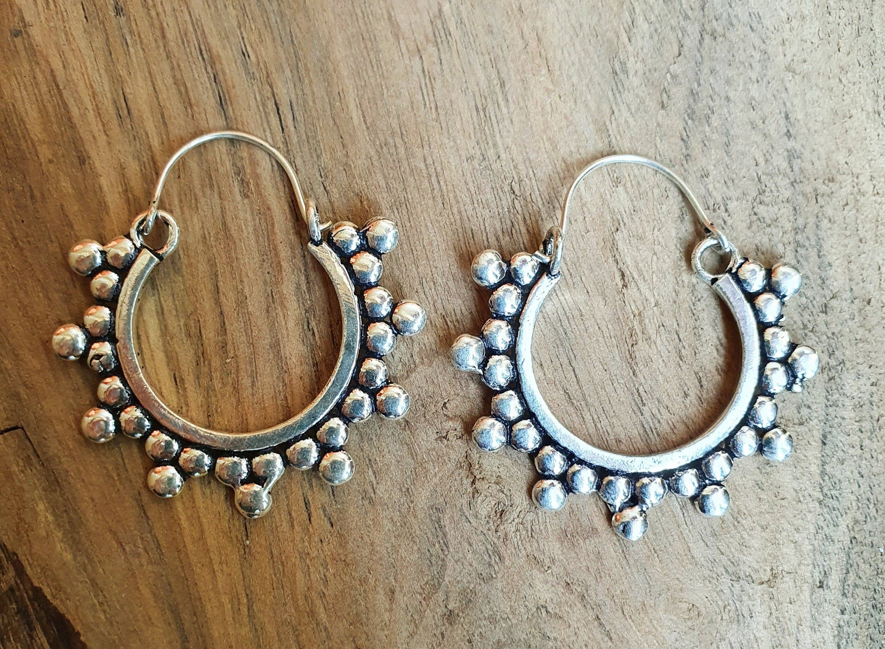 Kaali Boutique – wholesale Hoop earrings – Gypsy Flower Silver Hoop Earrings; Ethnic, Geometric, Rustic, Yoga, Hippie, Gypsy, Pretty, Psy, Boho, Bohemian, Festival4