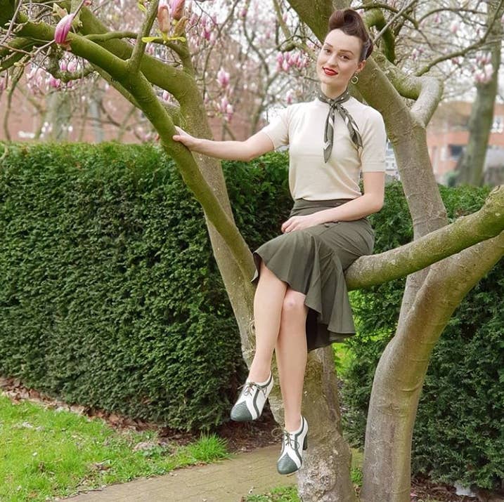 Mak – Engroshandel Strikket top - Dame – Halv-ærmet Crewneck Letvægts blød pullover Tee MK3664Y44