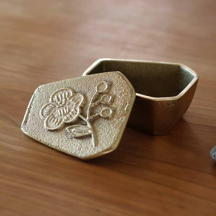 CAS Small Box / Brass for wholesale by Japacolle — Japan Collections | See Latest News in "About"