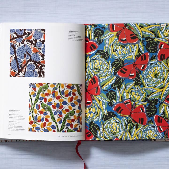 TASCHEN Europe - Wholesale Display Book - The Book of Printed Fabrics. From the 16th century until today (German, French, English)22