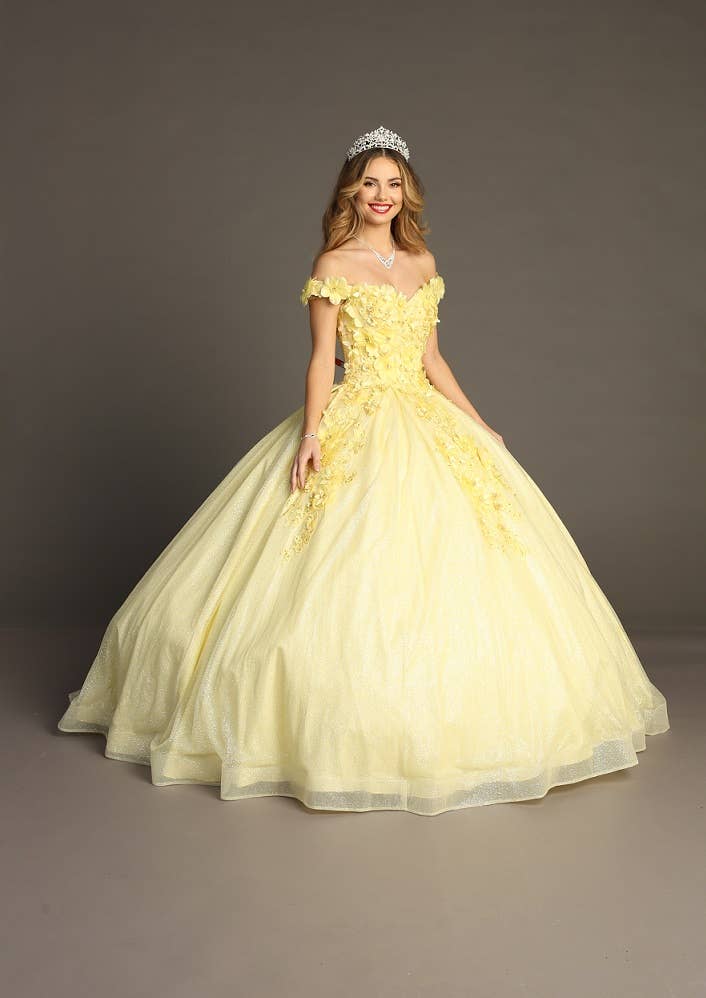 Chicas – wholesale Gown – Women's – Off the Shoulder Quinceanera-wedding Dress CHF301322