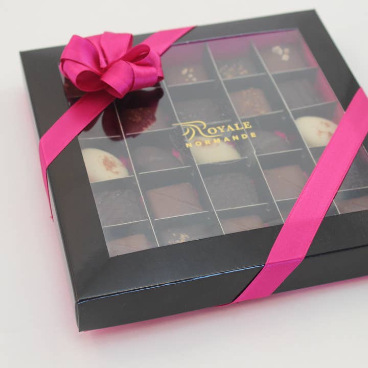 Royale Normande Chocolaterie - Wholesale Chocolate Box - Prestige box of assorted chocolate candies 240g - C240CC