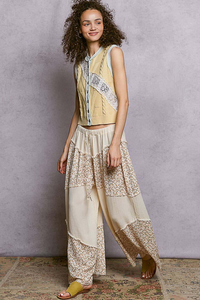 Pol Clothing - Wholesale Pants - Women's - Contrast Floral Double Gauze Woven Print Pants10