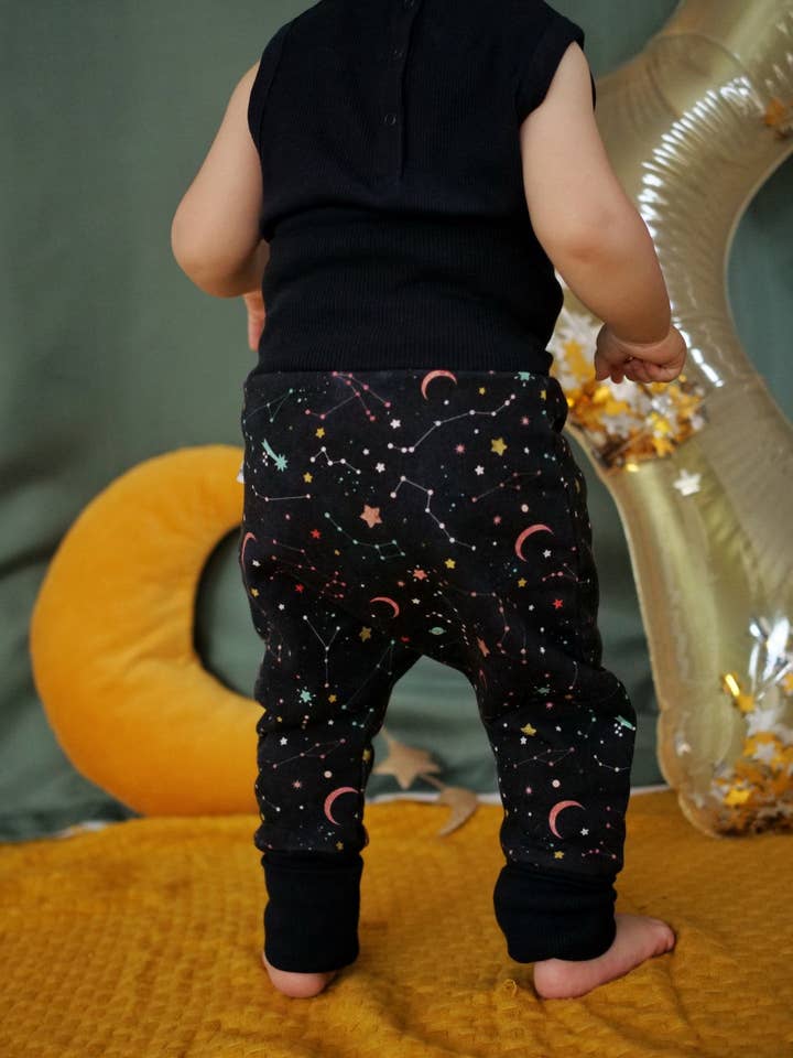 Pantaloni evolutivi Cosmos per la vendita all'ingrosso da parte di Petites Menottes