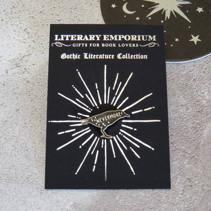 LiteraryEmporium - Venta al por mayor Botón/prendedor - Pin esmaltado de The Raven Edgar Allan Poe, colección gótica