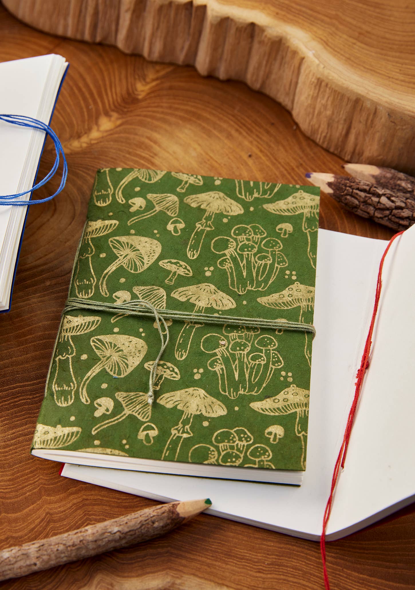 Namaste – wholesale Notebook – Mushroom Print Lokta Paper Notebook A62