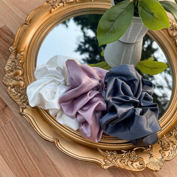 Scrunchies di seta liscia | Set Scrunchie in seta | Scrunchies in pura seta di gelso per la vendita all'ingrosso da parte di Normanco