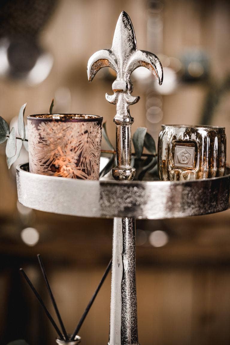 Michael & Philipp Noll e. K. – Großhandel Beistelltisch – Etagere Lilie Silber Zweistöckig3