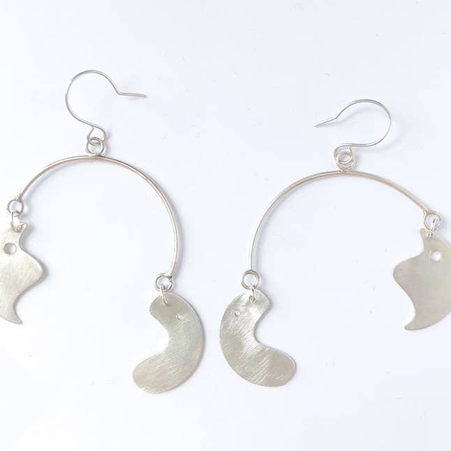 Boucles d'oreilles The Conversation Mobile pour la vente par Audacious Studio