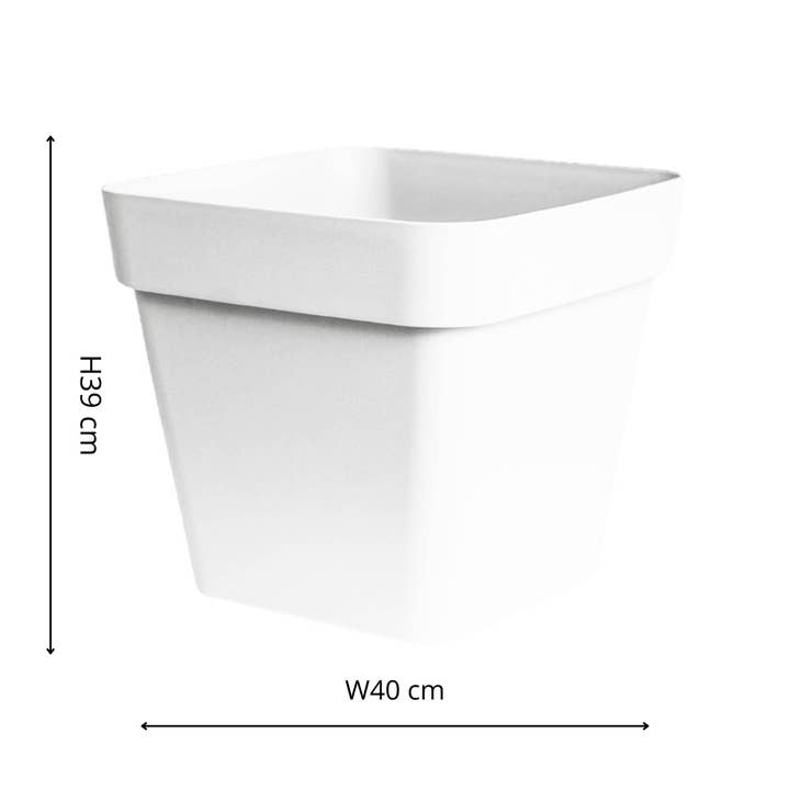 Ivyline International - Wholesale Plant Pot - Outdoor Recycled Plastic Cleo Square Planter with Wheels1