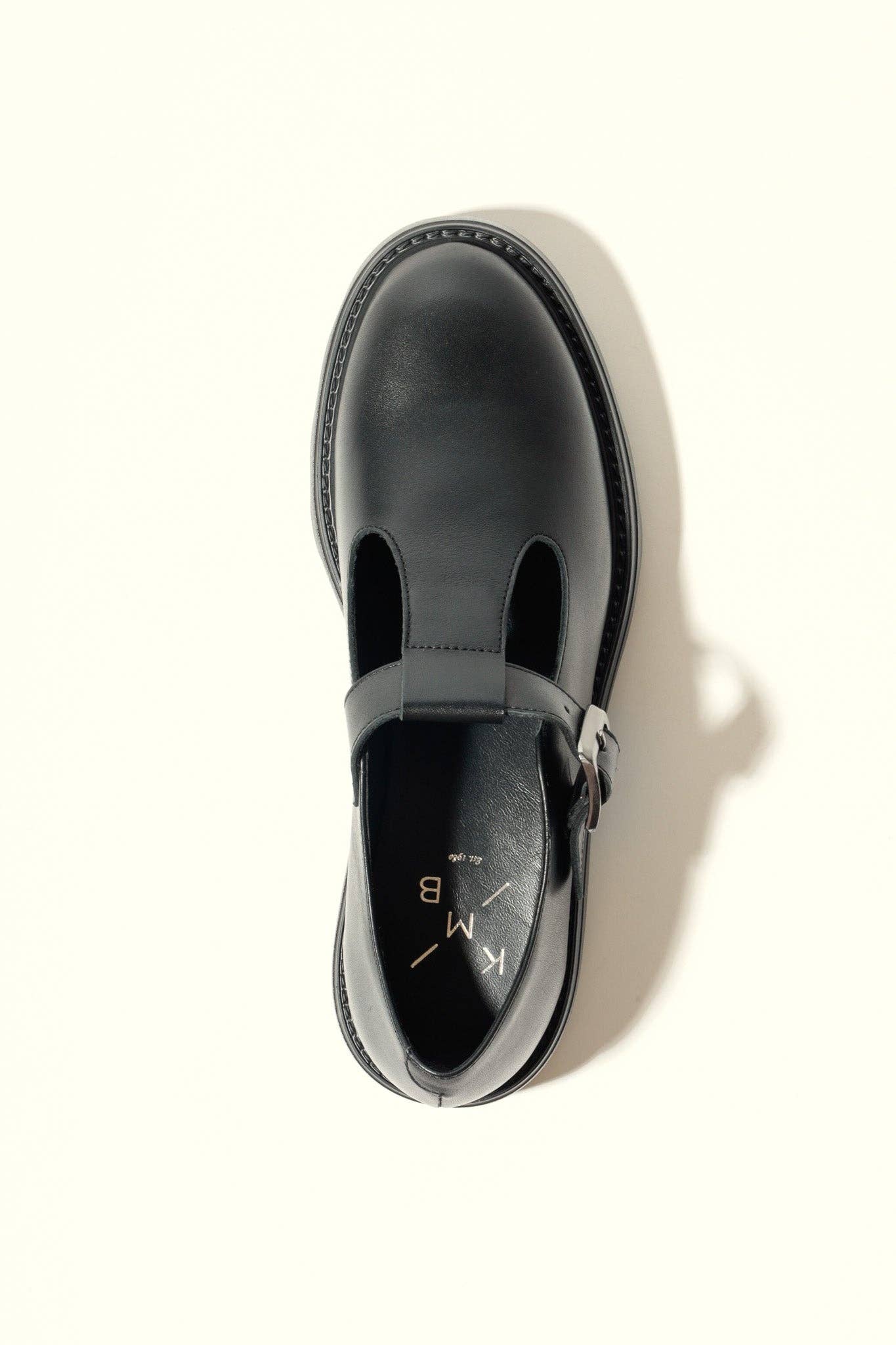 KMB Shoes - Vendita all'ingrosso Mocassini - Donna - SALOME BLACK – Scarpe in pelle a T-bar extra leggere3