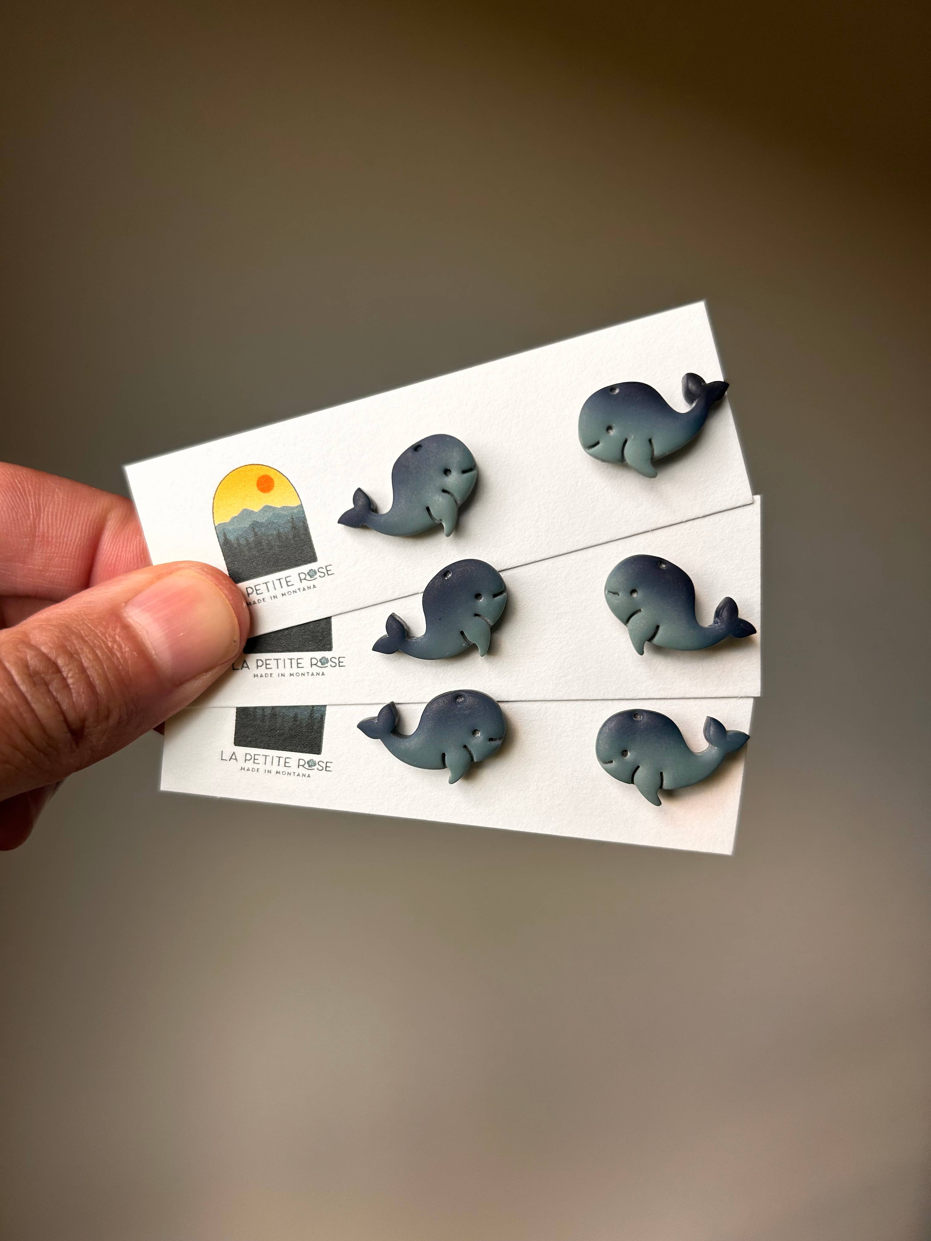 La Petite Rose LLC - Wholesale Hangende/ronde oorbellen - Orka Walvis Hangers, Vuurtoren Hangers, Orka Oorknopjes1