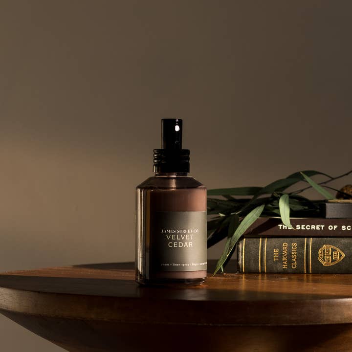 James Street Co. - Wholesale Room & Linen Spray - Velvet Cedar - Room Linen Spray 118ml | Woody Dried Fruit Cozy0