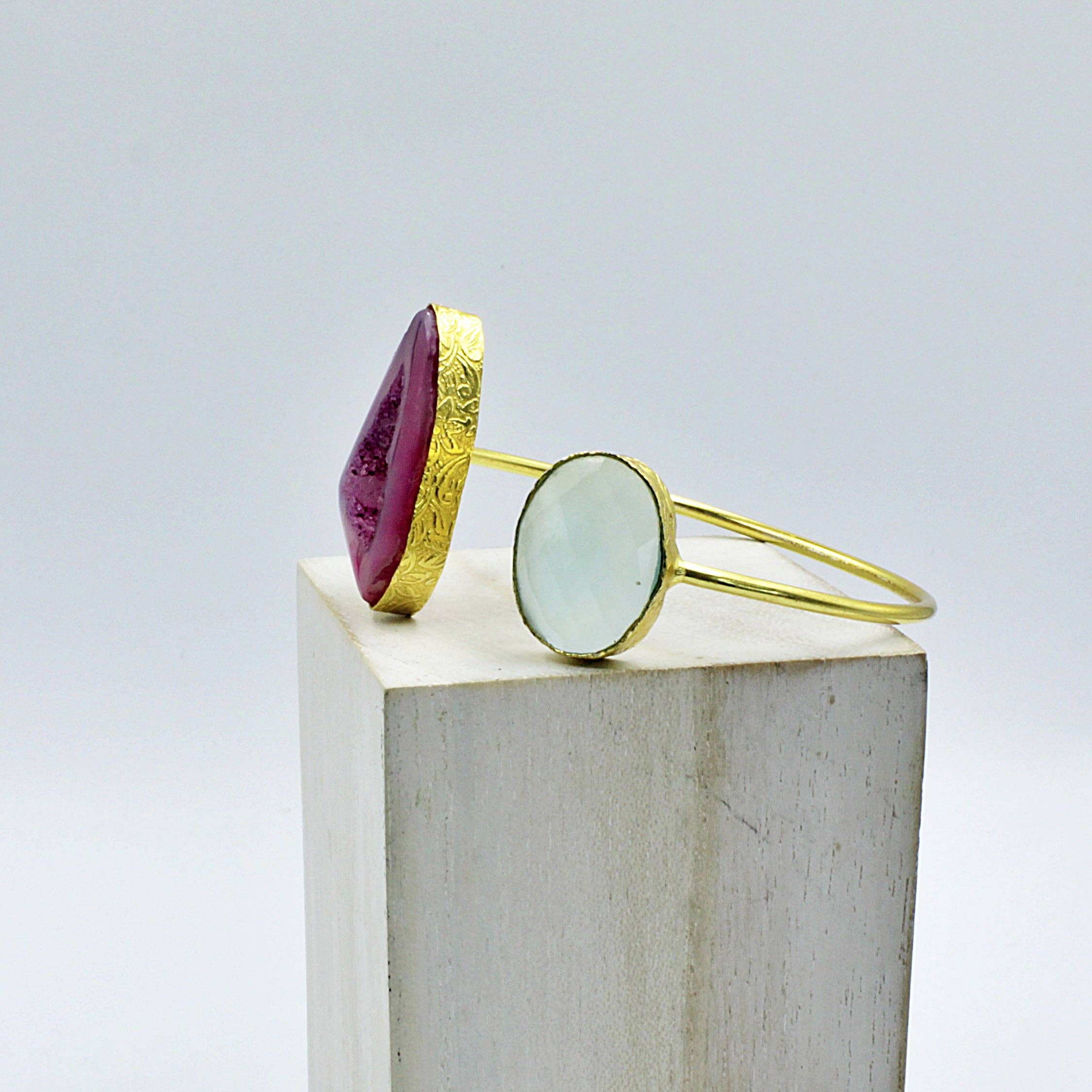 LA MAR - Wholesale Cuff Bracelet - Bracelet with 2 stones, pink and sky blue - chalcedony and agate quartz gold-plated1