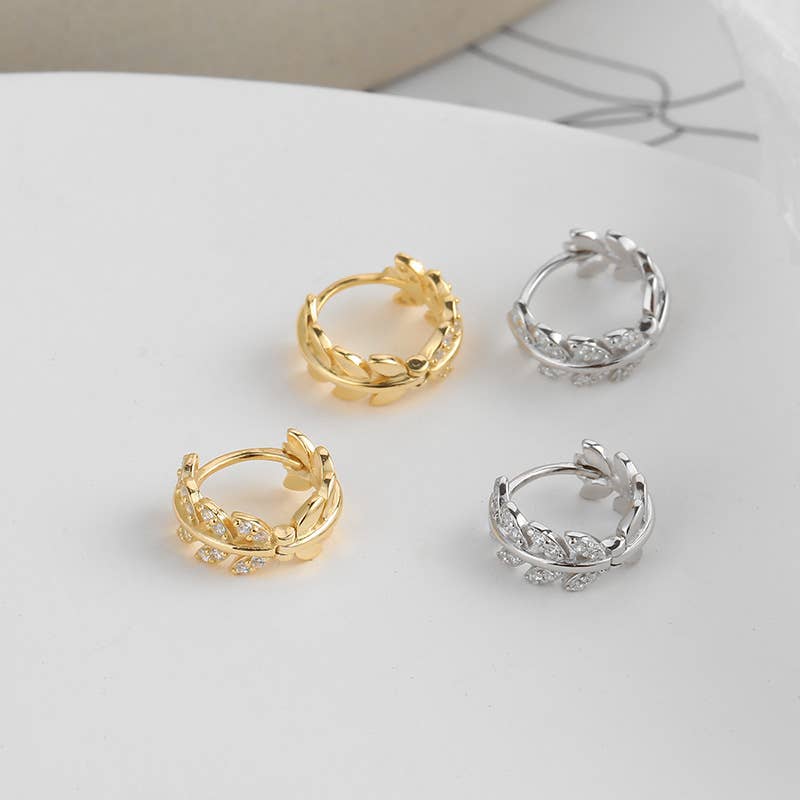 Melange Blanc - Vente Petits anneaux - Boucles d'oreilles huggie feuille d'or E043, boucles d'oreilles créoles feuille4