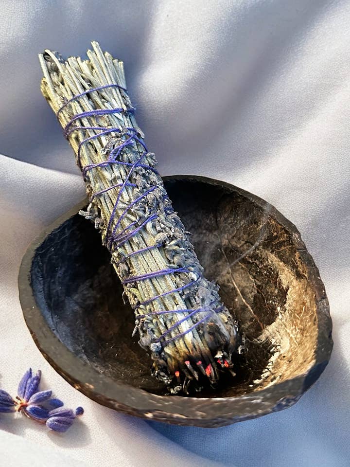 Fagot de lavande biologique pour la vente par Think Unique