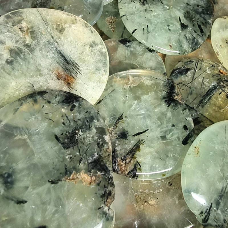 La Boîte à Cailloux - Wholesale Spiritual Stone/Crystal - Mali Prehnite Pebble A1