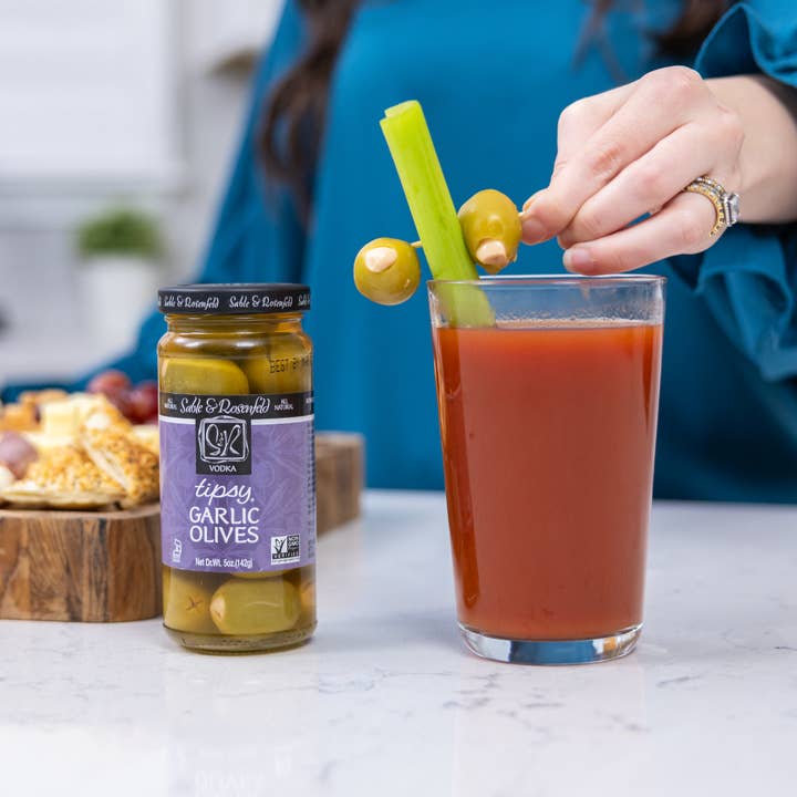 Sable and Rosenfeld est.1970 - Wholesale Cocktail Mix/Syrup - Sable & Rosenfeld All Natural Tipsy Vodka Garlic Olives 5oz