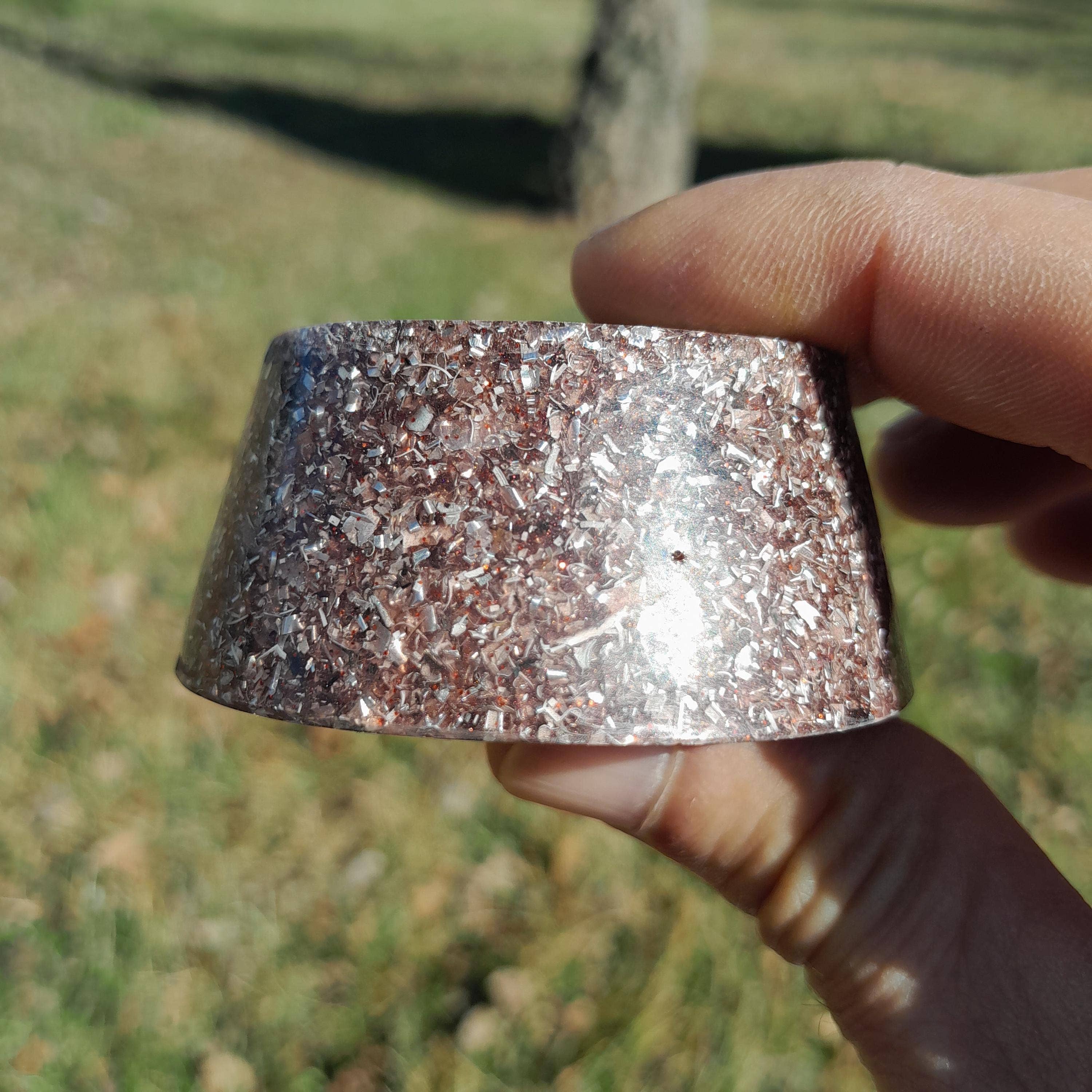 Mundo Orgon - Wholesale Spiritual Stone/Crystal - Orgonitas Tumbatorre Rojas- Savings Packs0