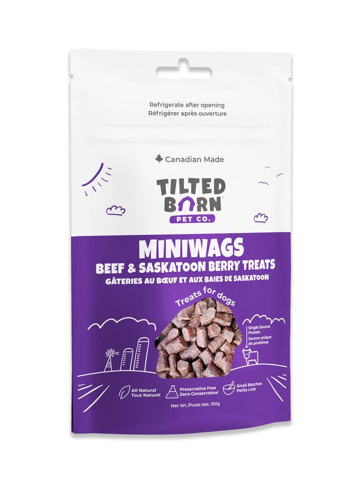Friandises Beef & Saskatoon Miniwags pour chiens 100g/3,53 oz pour la vente par Tilted Barn Pet Co.