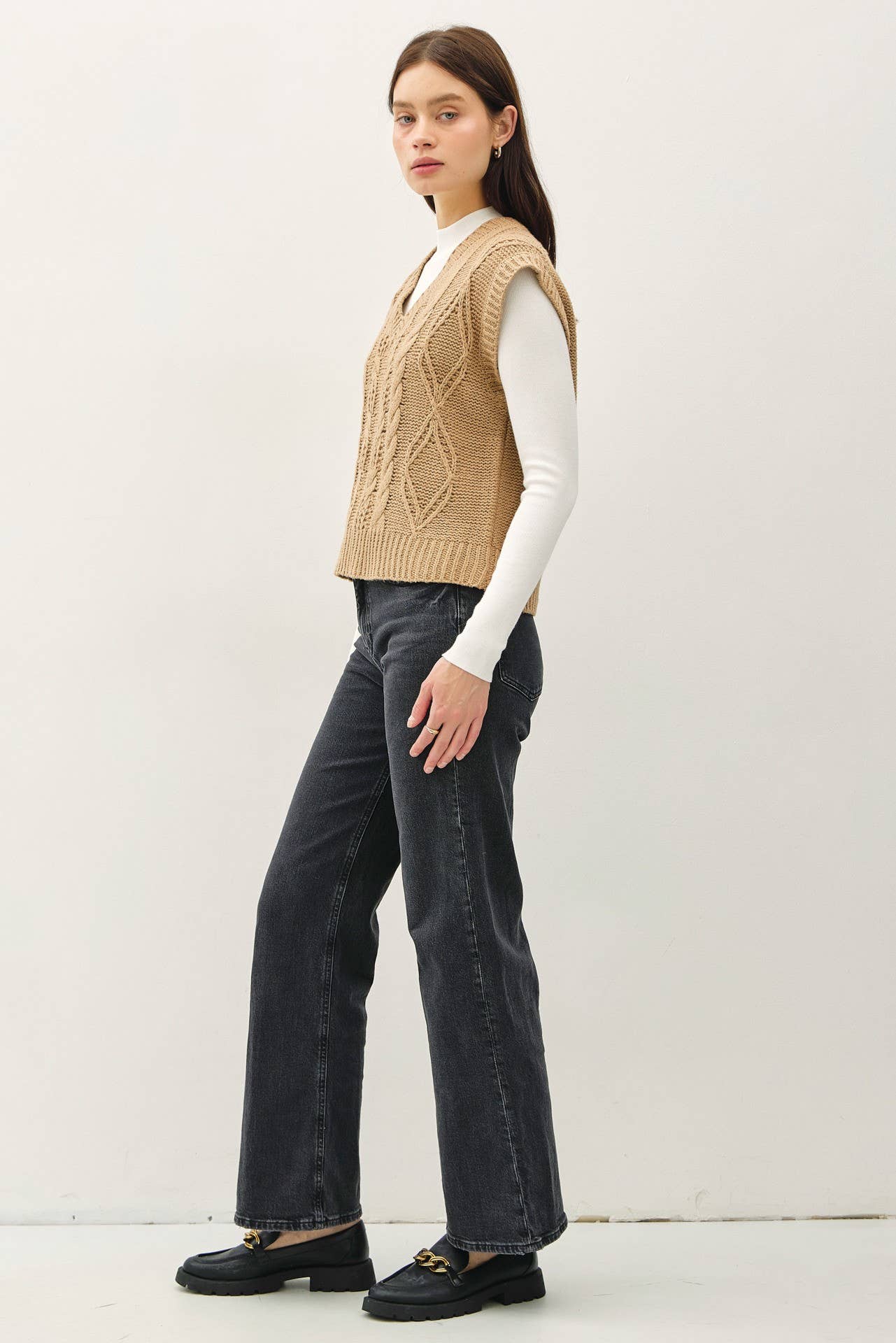 Be Cool - Wholesale Sweater Vest - Women's - CHUNKY CABLE KNIT SWEATER VEST10