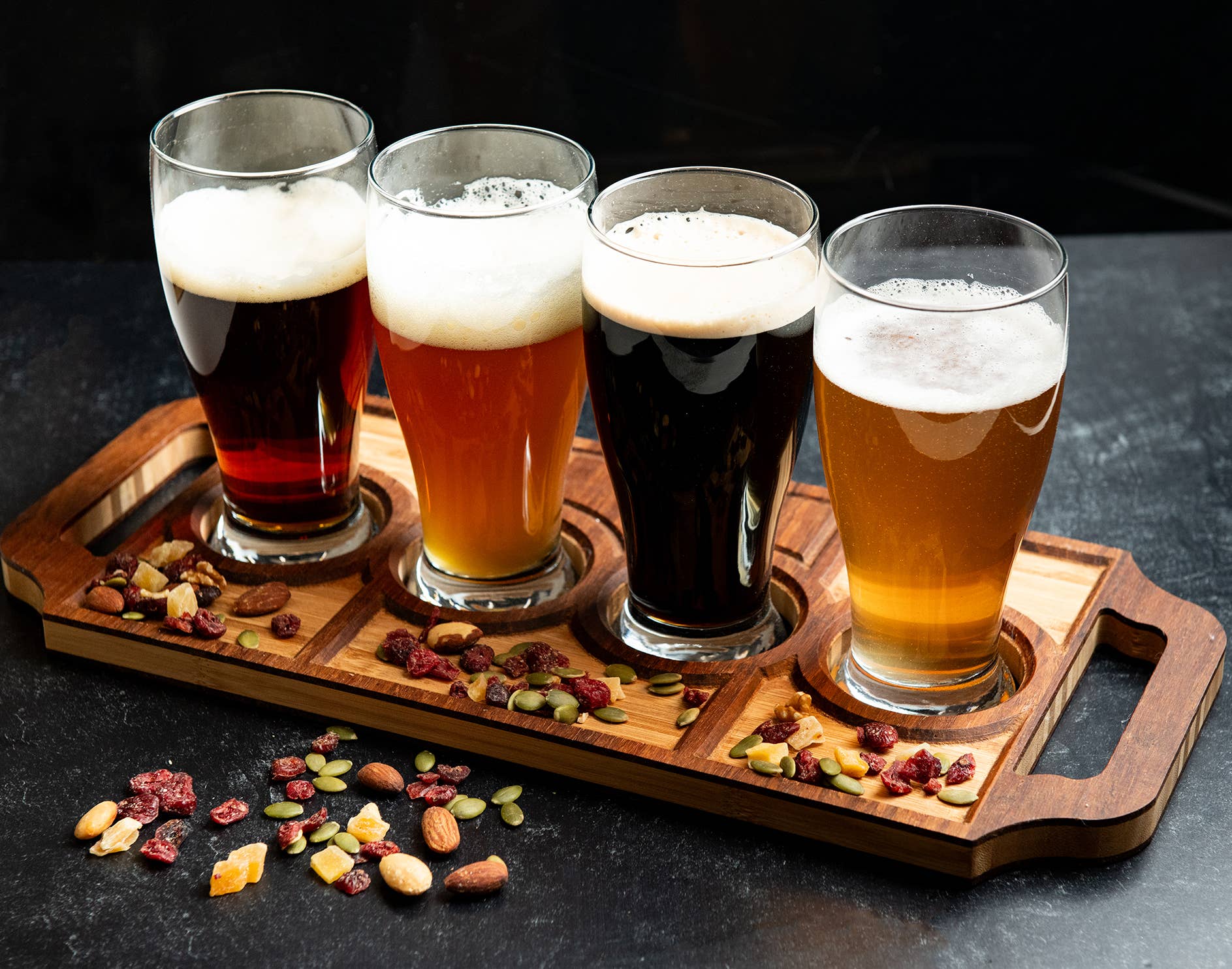 Left Coast Original – wholesale Beer/wine caddy – PERSONALIZED BEER FLIGHT SERVING TRAY10