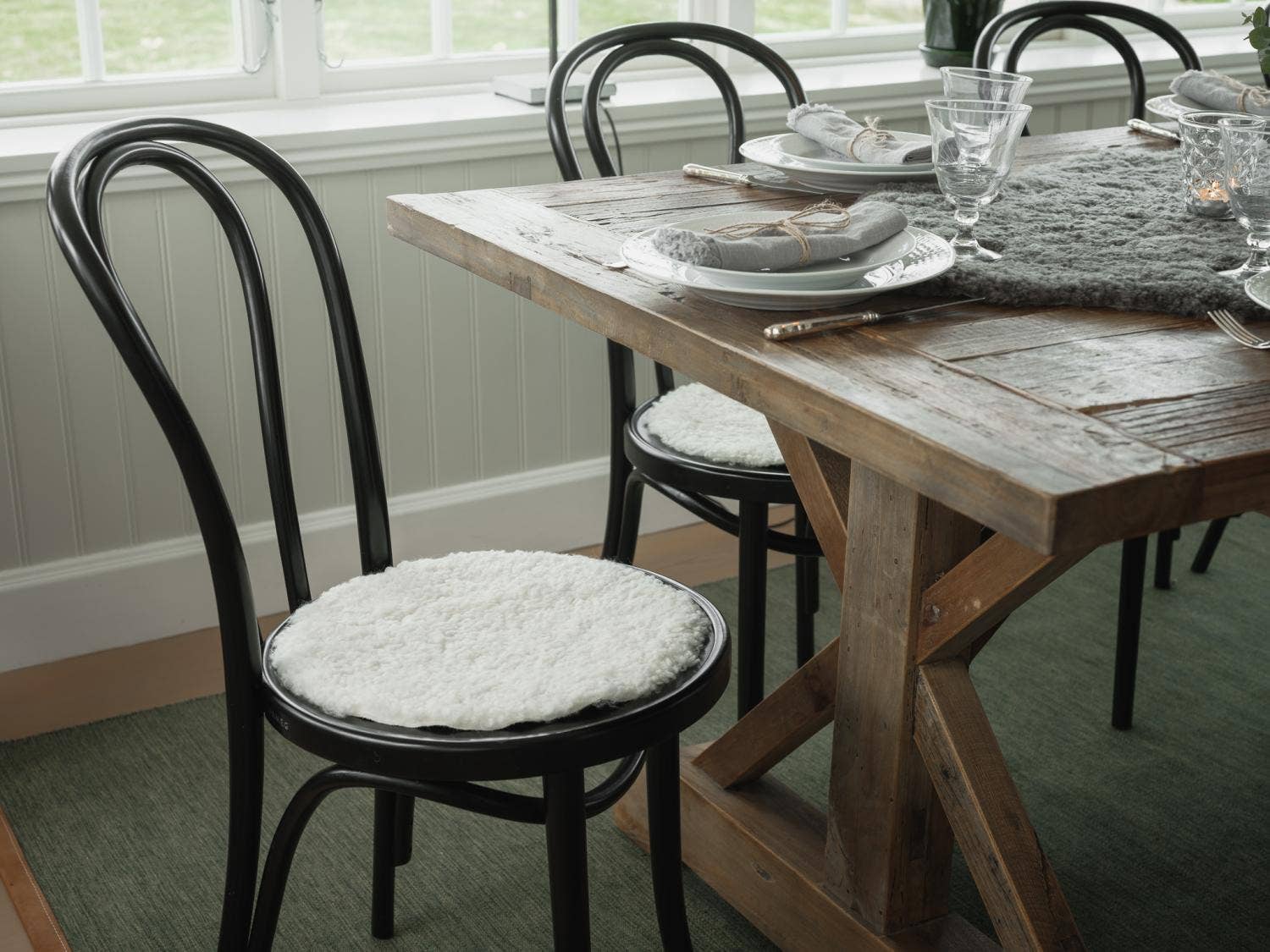 Skinnwille Home - Venta al por mayor Cojines para sillas - Funda Redonda para Asiento de Piel Rizada de Oveja - Beige Moonligt2