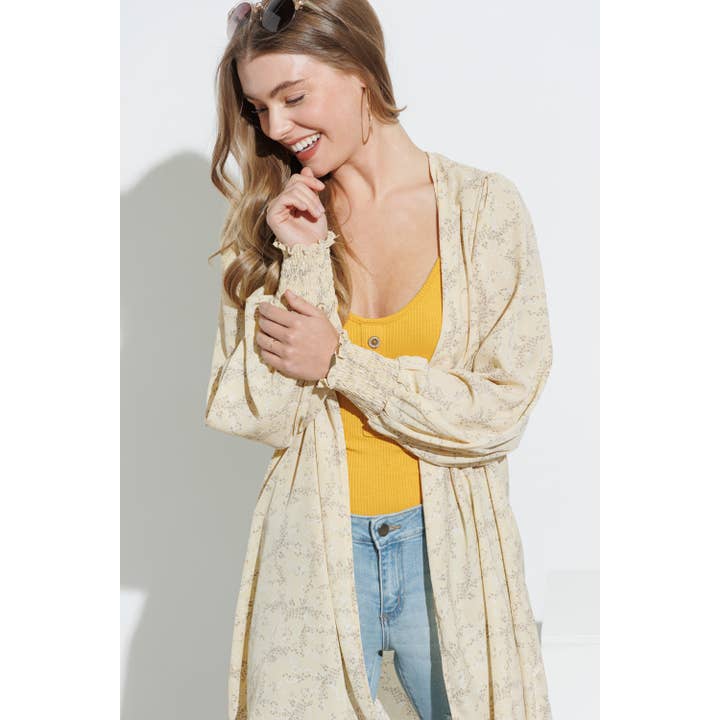 Gepunkteter Kimono mit Bubble Sleeve und gesmokten Bündchen für den Großhandel von Cozy Casual, Inc.