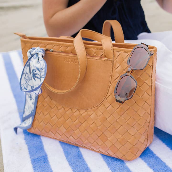 Tara Tote | Sac fourre-tout en cuir tressé à la main pour la vente par Elevate