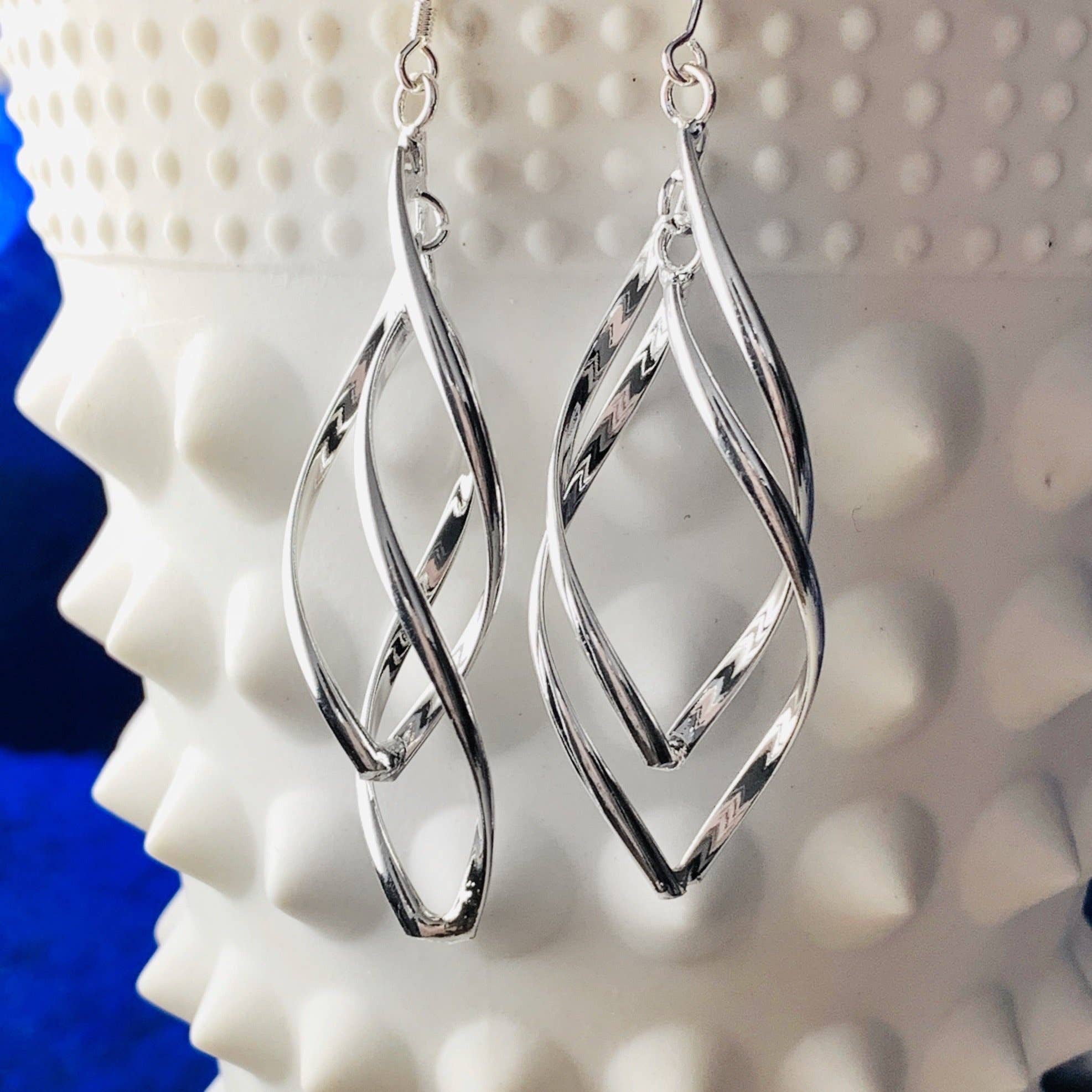 Peace Love Bling – wholesale Dangle earrings – Avalon Sterling Silver Intertwining Earrings1