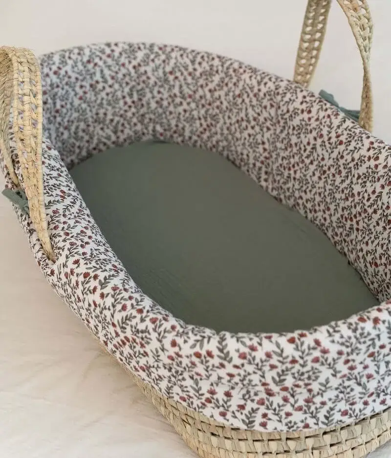 Manufacture des bébés français - Wholesale Bassinet - Baby - Madeleine bassinet cover green floral4