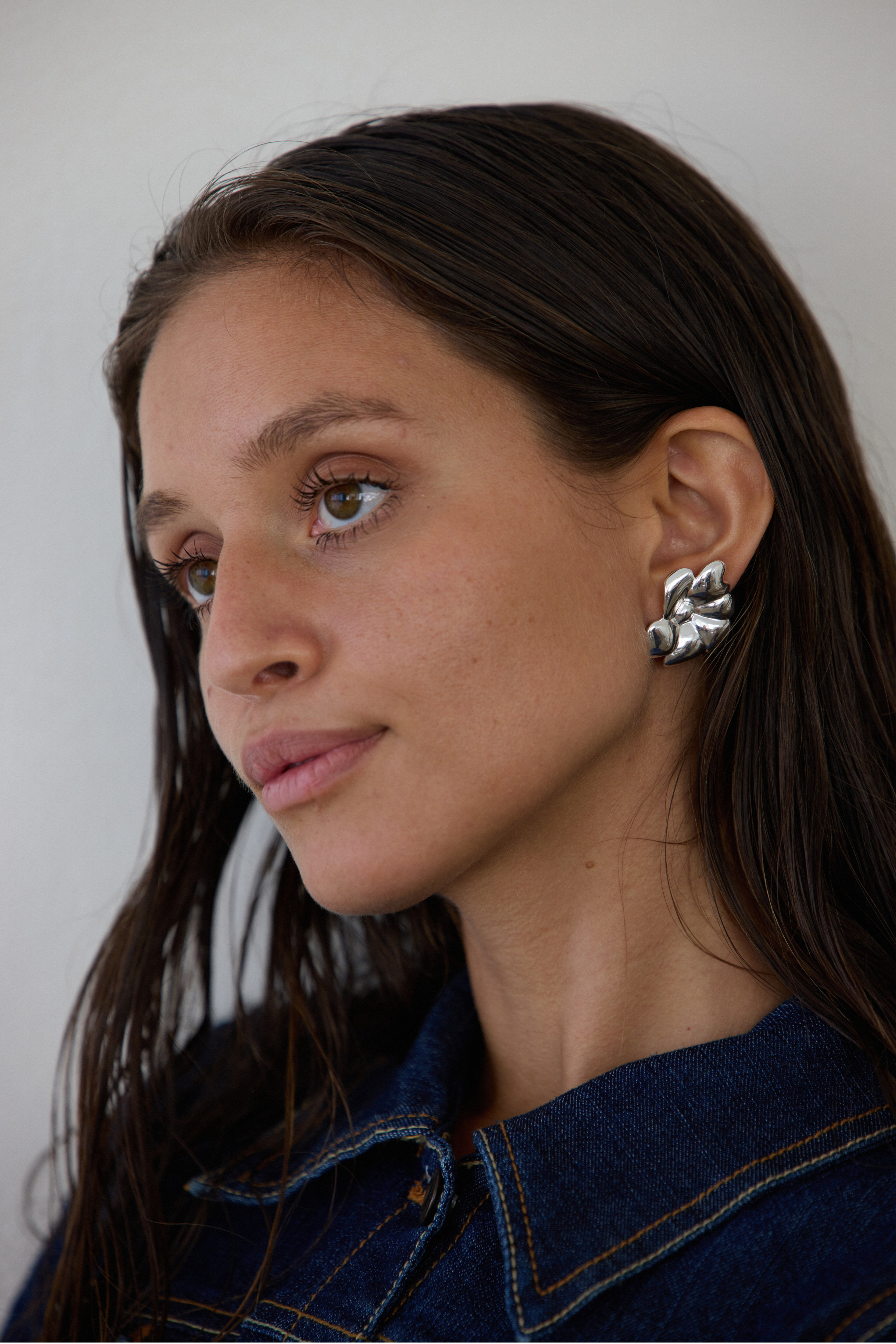 Zoila - Wholesale Stud/Post Earrings - Le Fleur Earrings1