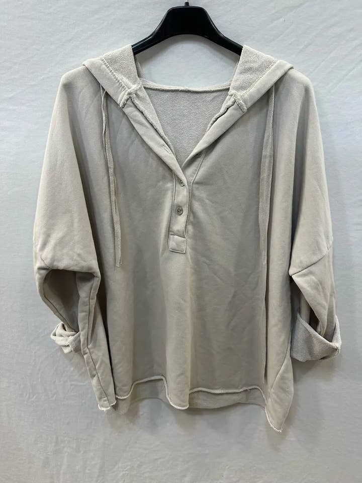 Mimi & Gogo - Wholesale Hoodie - Women's - Hooded Button-Up Sweatshirt @83893_ThickSweatshirt3