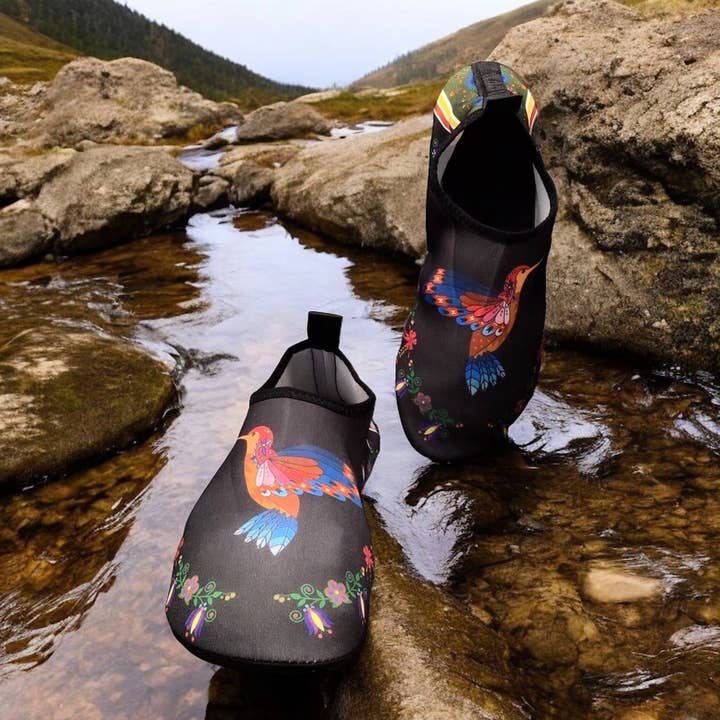 Kolibrie Zwarte Inheemse Amerikaanse Aqua Schoenen voor wholesale door OldTribes