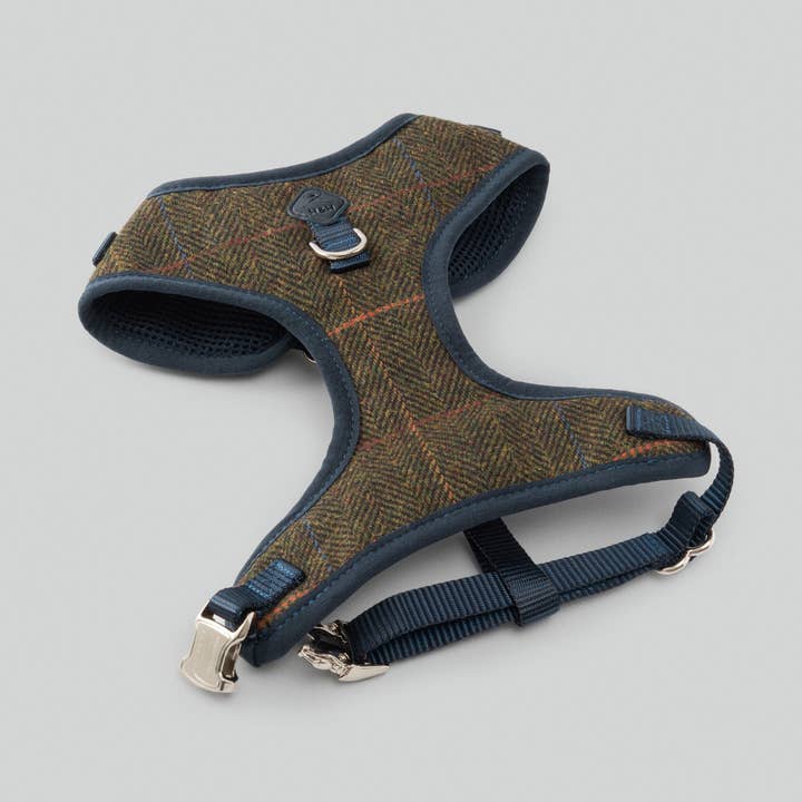 Harnais pour chien en tweed à carreaux vert foncé Hackett x Hugo Hudson pour la vente par Hugo & Hudson