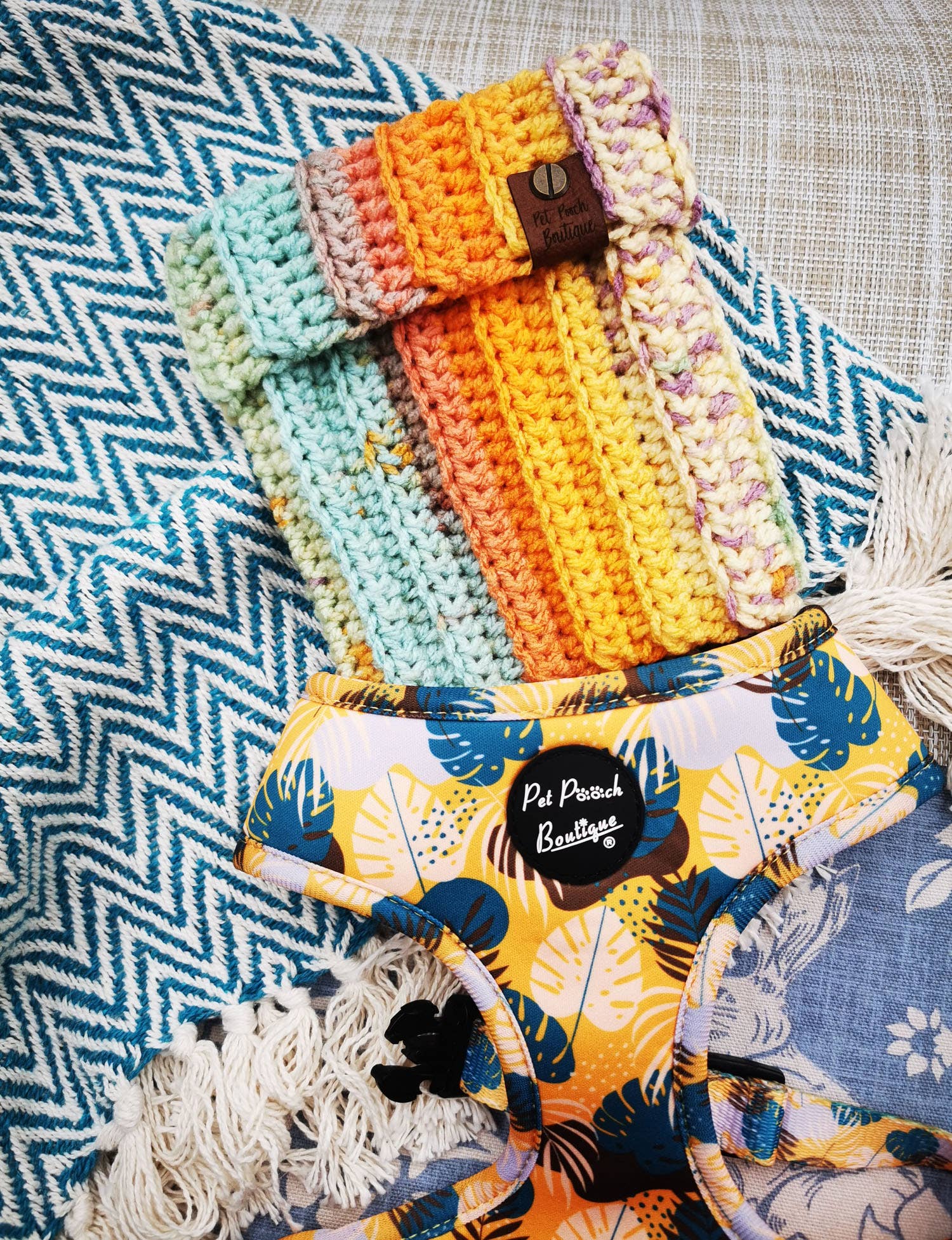 Pet Pooch Boutique – wholesale Pet snood – Dog – Patchwork Roll Top Dog Knitted Snood/Scarf (UK handmade)2