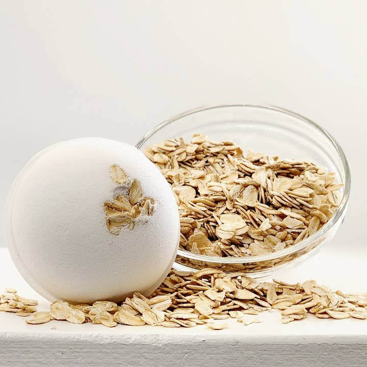 Spiced Oat and Almond Bath Bomb (5 oz) for wholesale by Jenae Rose