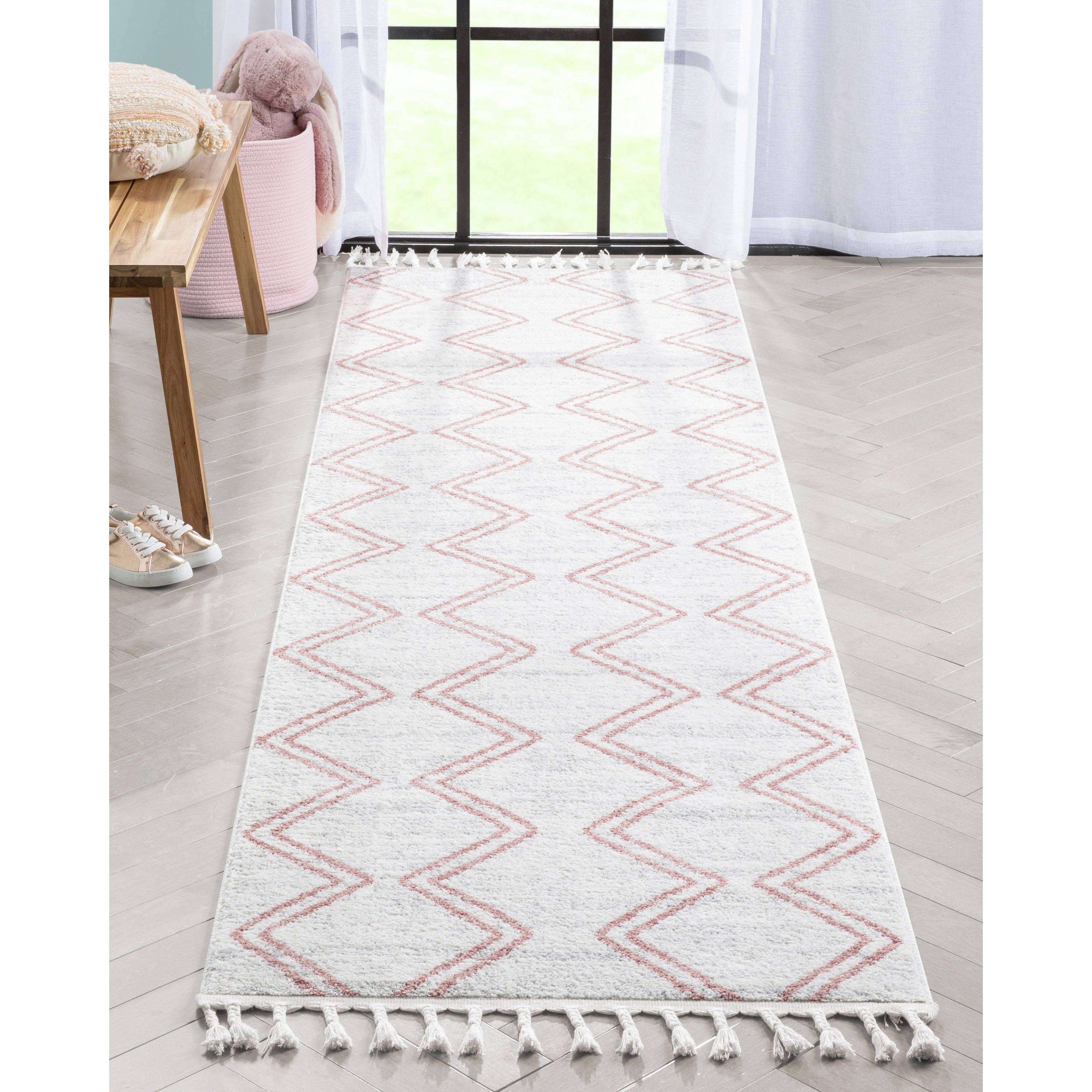 Well Woven - Wholesale Area Rug - Kids & Baby - Reeve Modern Chevron Zig-Zag Pink Ivory Kids Rug10