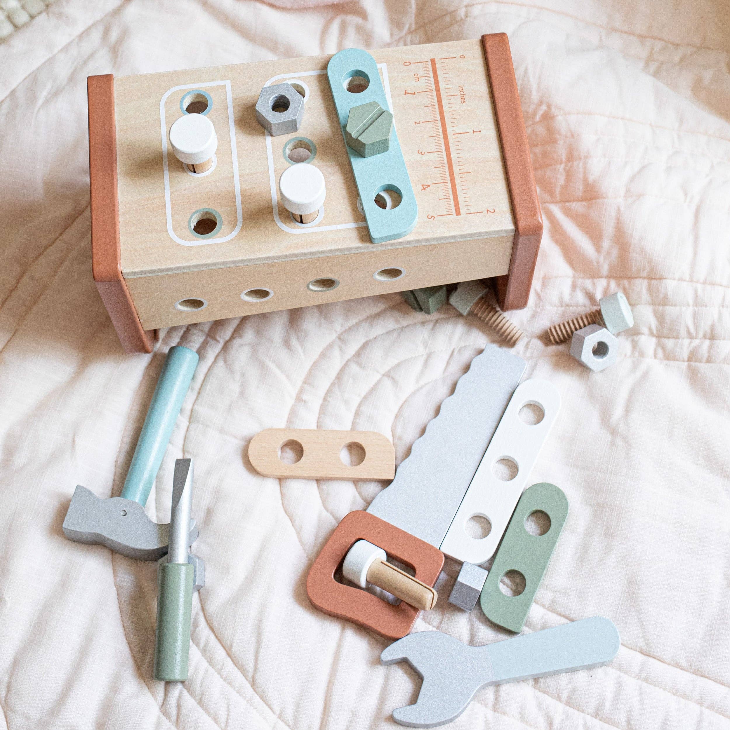 Speedy Monkey – wholesale Wood toy – Child – Tool Box - Workbench (2 in 1)7