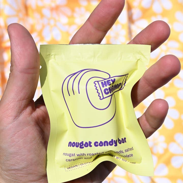 hey champ - Wholesale Chocolate Covered Sweets - nougat caseÂ