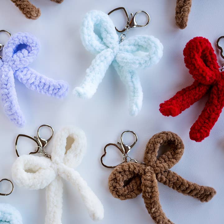 Porte-clés nœud, breloques pour sac en forme de nœud pour la vente par Hemsin Atelier